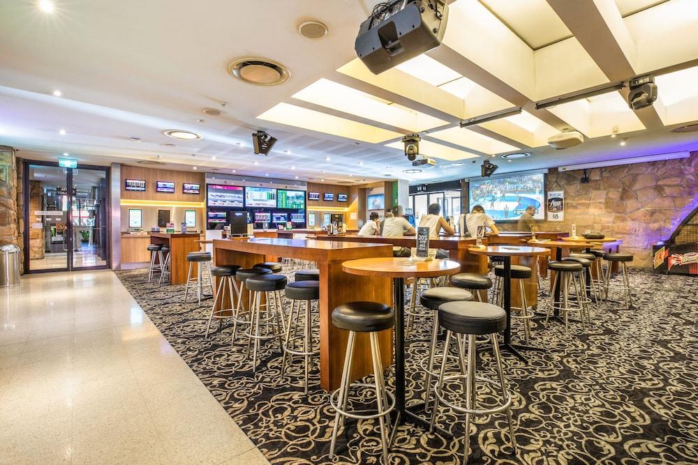 Nightcap At The Ranch Hotel Macquarie Park Exterior photo