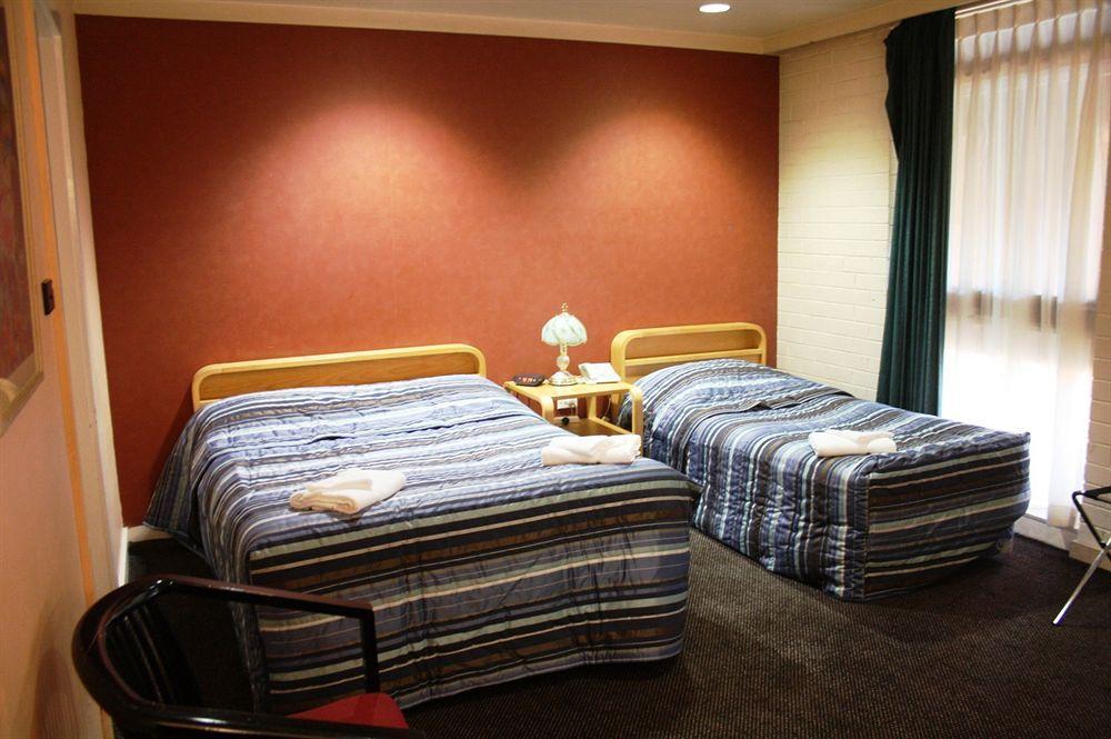 Nightcap At The Ranch Hotel Macquarie Park Exterior photo